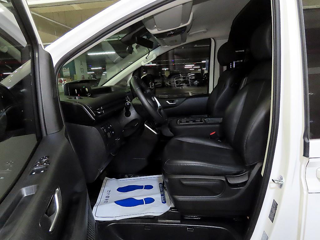 Hyundai Staria LPG Cargo Modern 7
