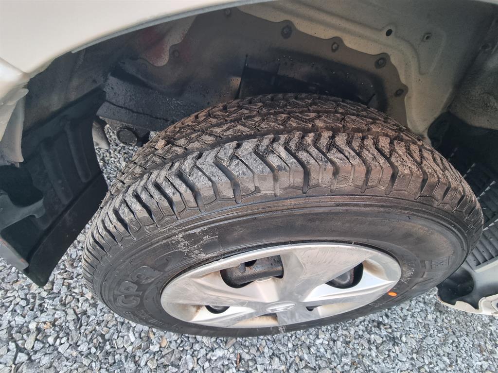 Hyundai Porter 1.0 Ton/ Super Cab/ Long Wheelbase/ CRDi 9