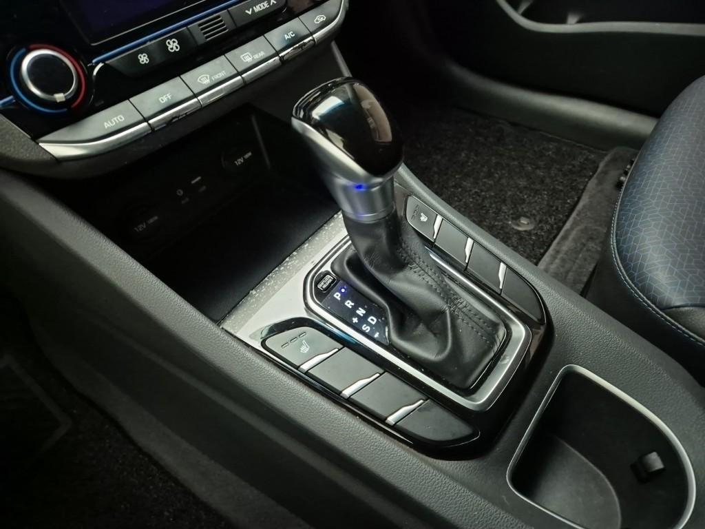 Hyundai IONIQ I Base Type 9