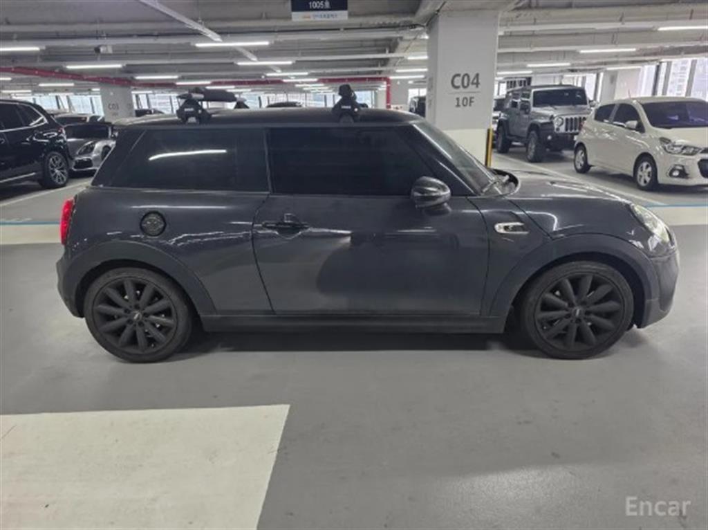 Mini Cooper Base Type 5