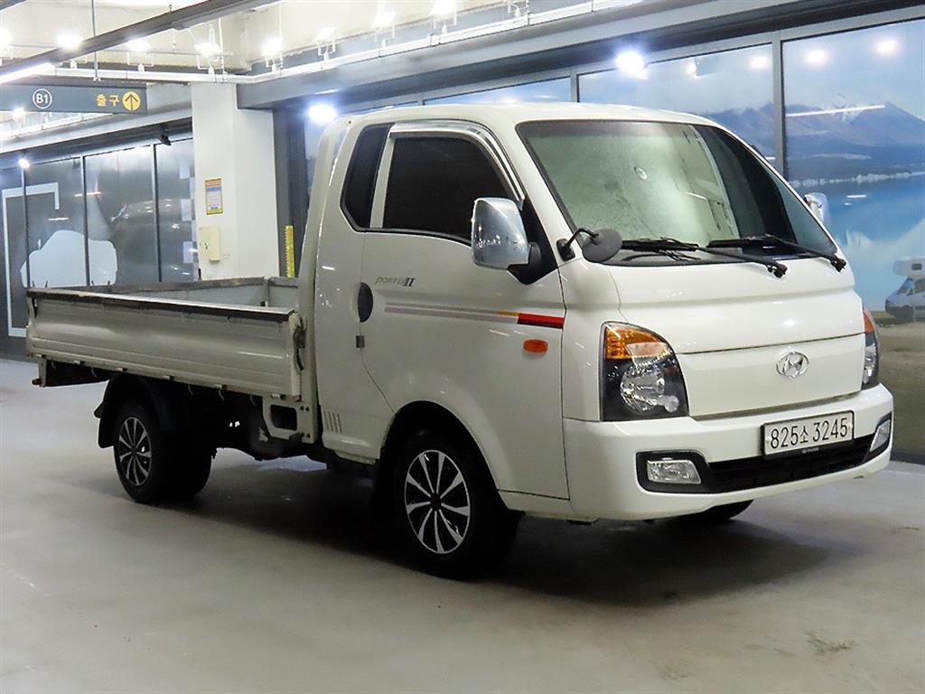 Hyundai Porter 1.0 Ton/ Super Cab/ Long Wheelbase/ CRDi Smart