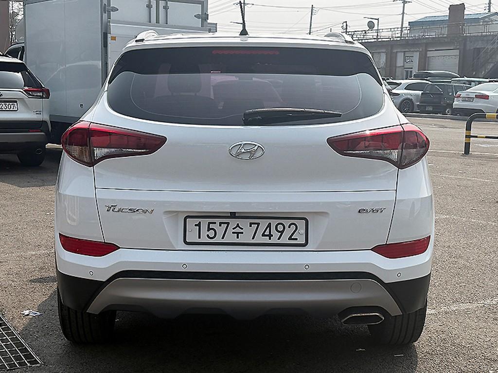 현대 투싼 디젤 1.7 2WD 모던 사진