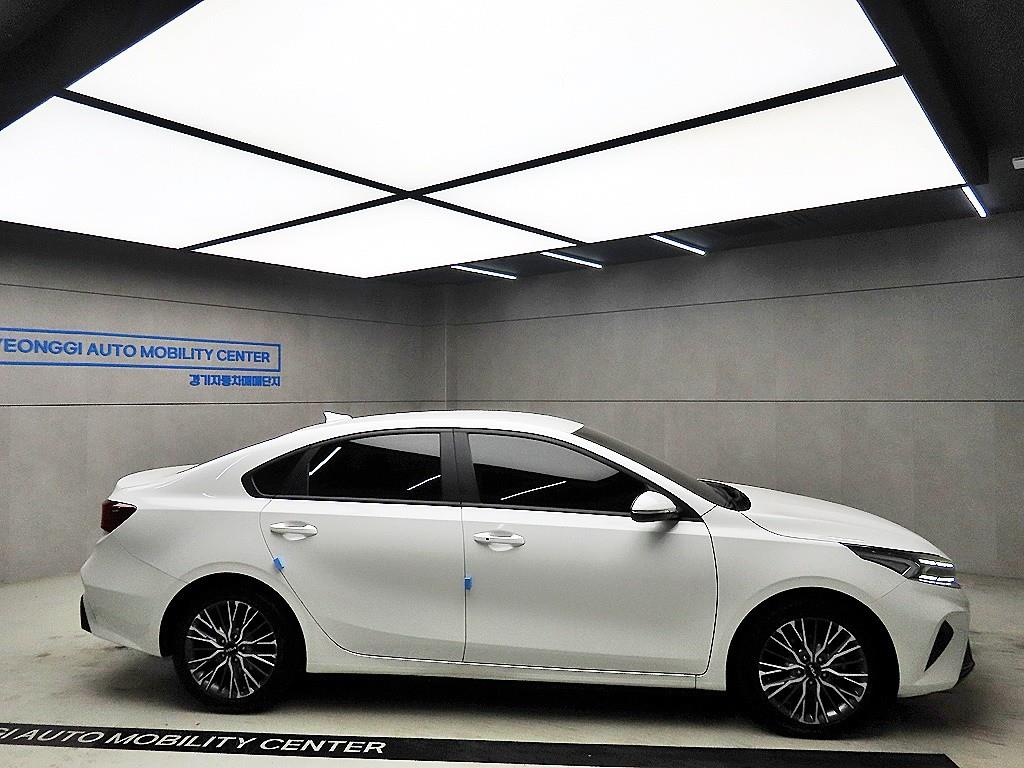 Kia K3 1.6 Gasoline Trendy 3