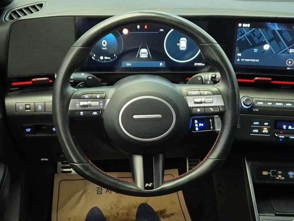 Hyundai Kona 1.6 Gasoline Turbo 2WD Inspiration 10