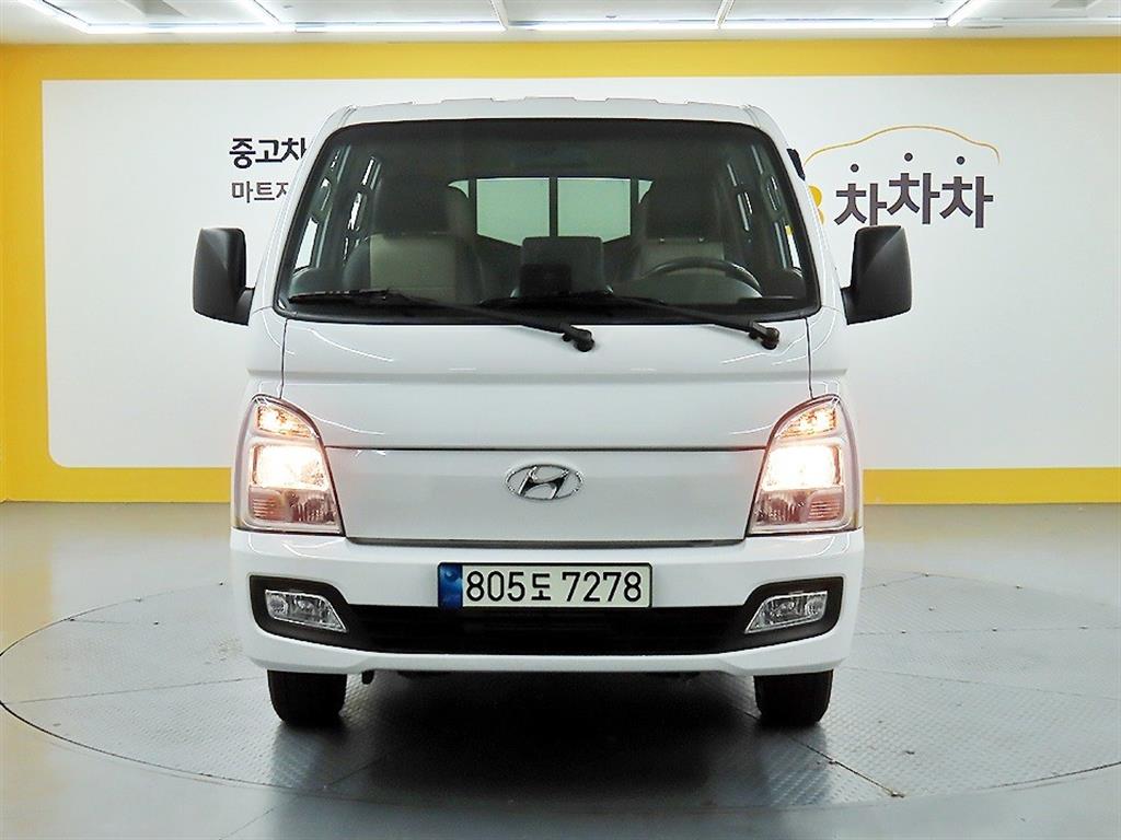 Hyundai Porter Double Cab/ Long Wheelbase/ CRDi Smart