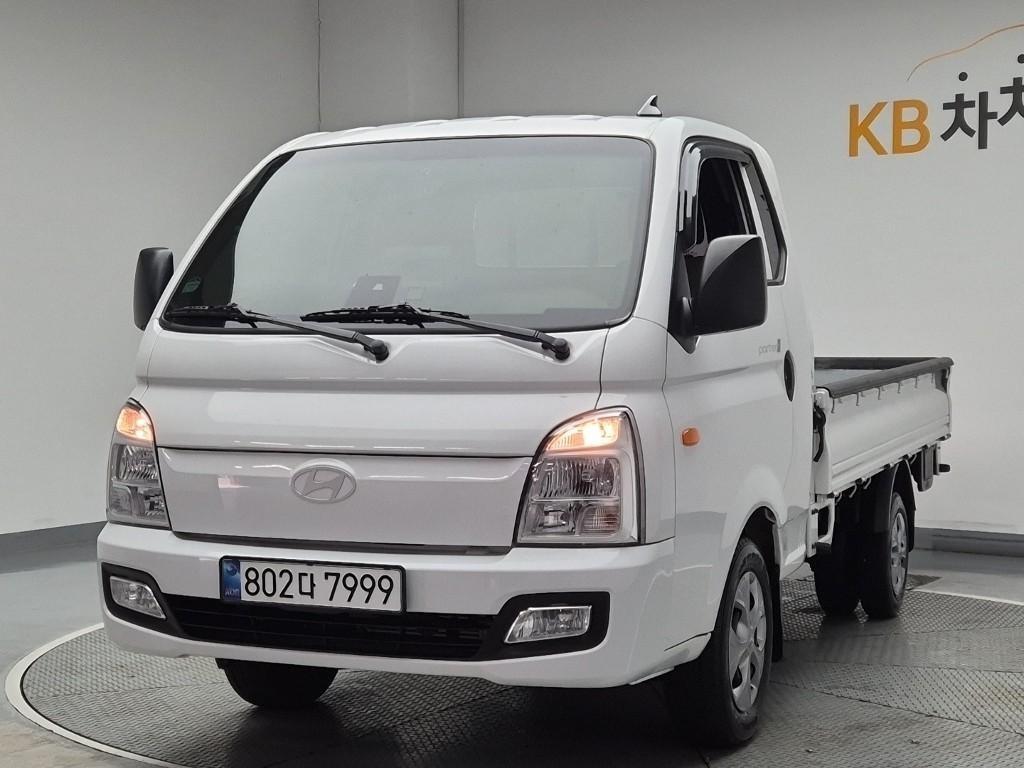 Hyundai Porter Super Cab/ Long Wheelbase/ 2WD Smart