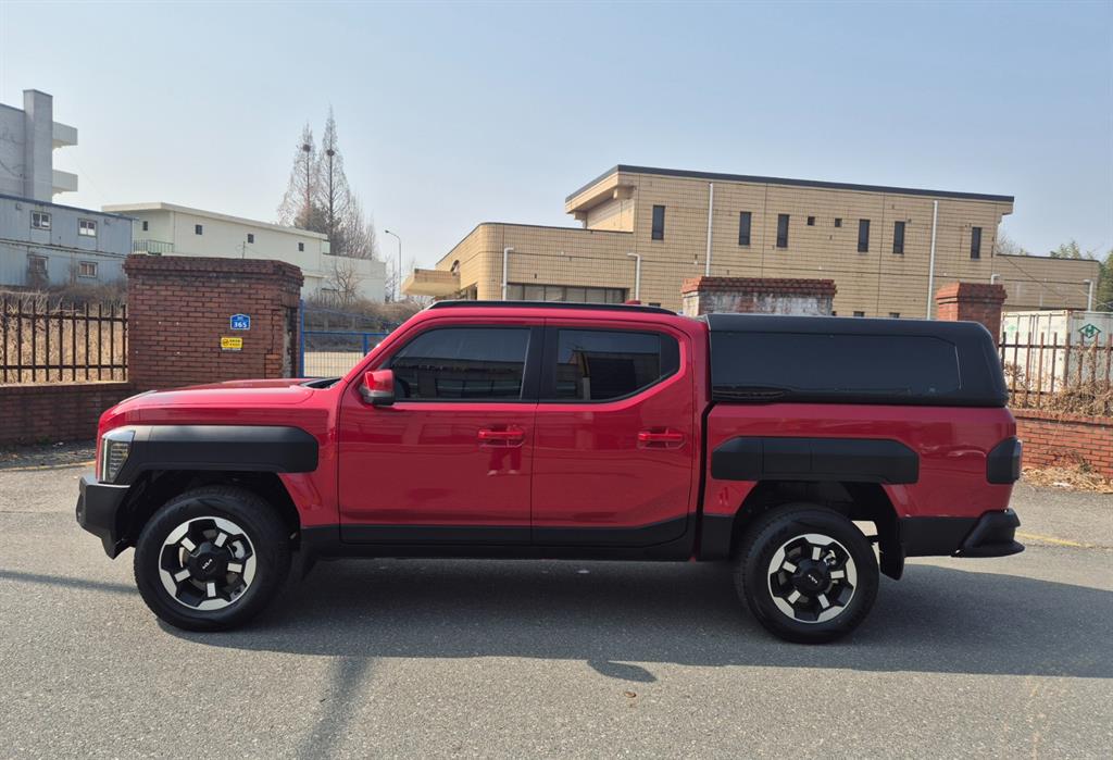 Kia Tasman 2.5 T-GDI 2WD Extreme 4