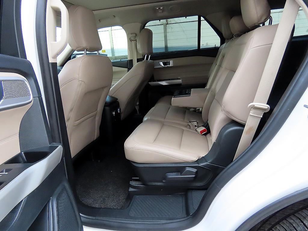 Ford Explorer 2.3 AWD Limited 7