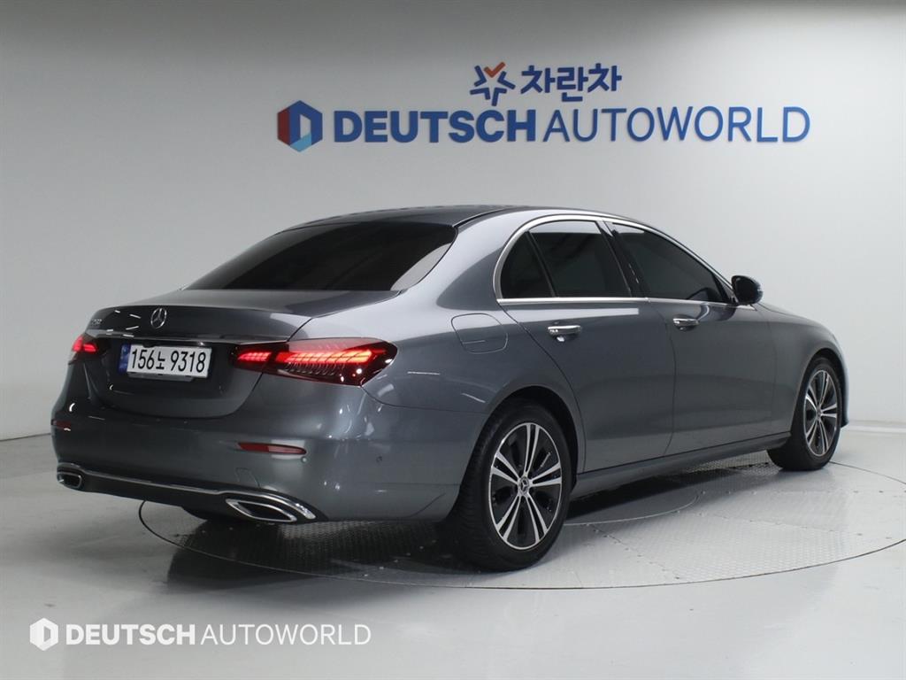 벤츠 E 클래스 E250 아방가르드 사진 2/20