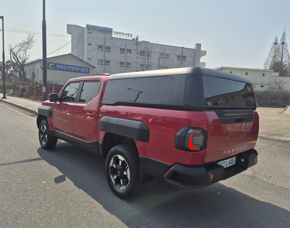 Kia Tasman 2.5 T-GDI 2WD Extreme 5