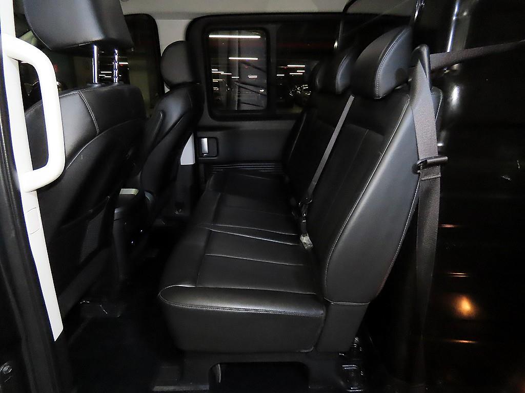 Hyundai Staria 2WD Diesel Cargo Modern 8