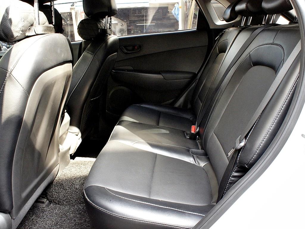 Hyundai Kona Gasoline 1.6 Turbo 2WD Smart 7