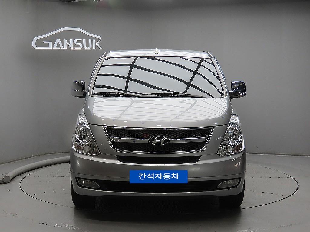[현대] 그랜드 스타렉스 캠핑카 2WD (3인승)