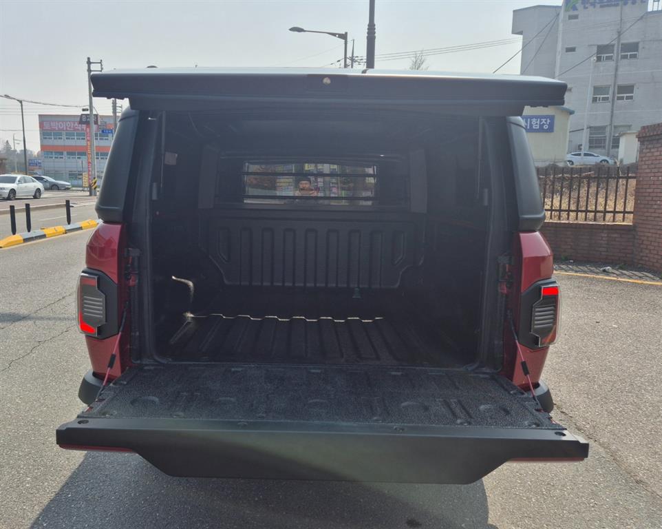 Kia Tasman 2.5 T-GDI 2WD Extreme 10