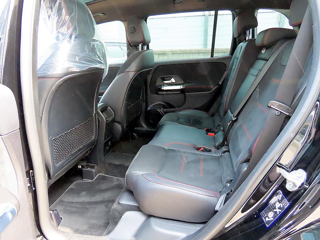 Mercedes-Benz GLB-Class GLB250 4MATIC 7