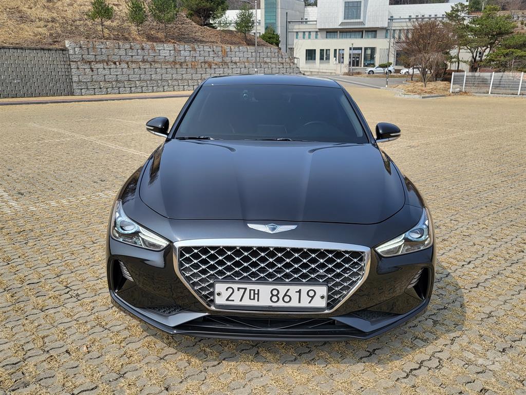 Genesis G70 2.0T AWD Advanced 4