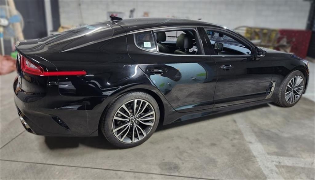 Kia Stinger Gasoline 2.0 Turbo AWD Platinum 5