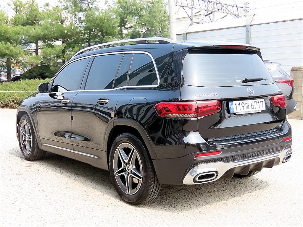 Mercedes-Benz GLB-Class GLB250 4MATIC 4