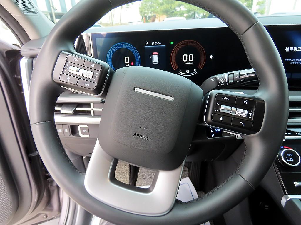 Hyundai Santa Fe 1.6T 2WD Exclusive 9