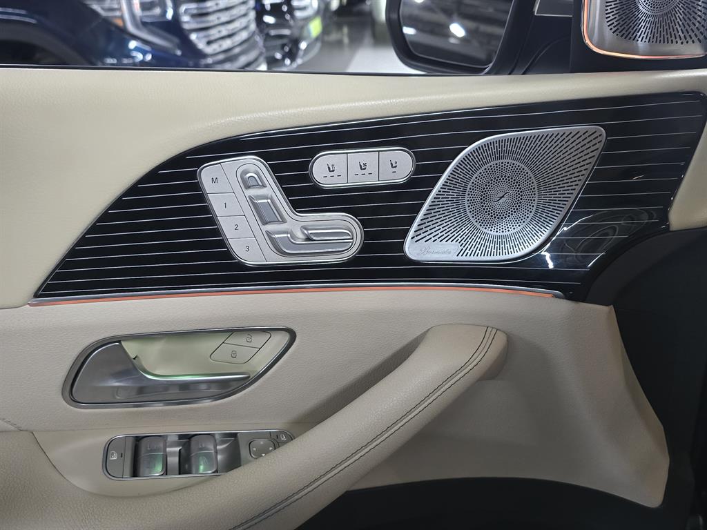 Mercedes-Benz GLS-Class GLS580 4MATIC 9