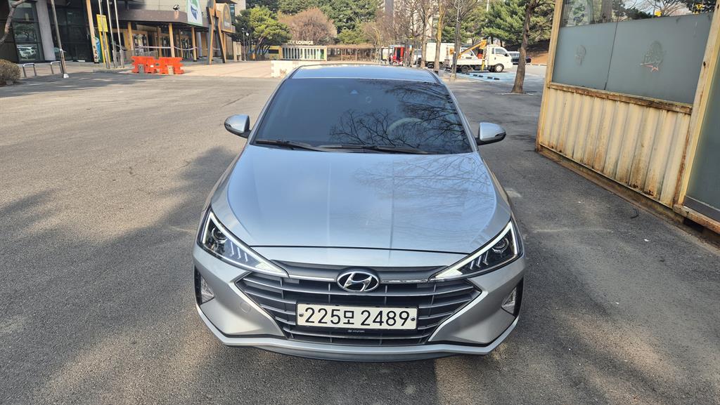 Hyundai Avante 1.6 Smart