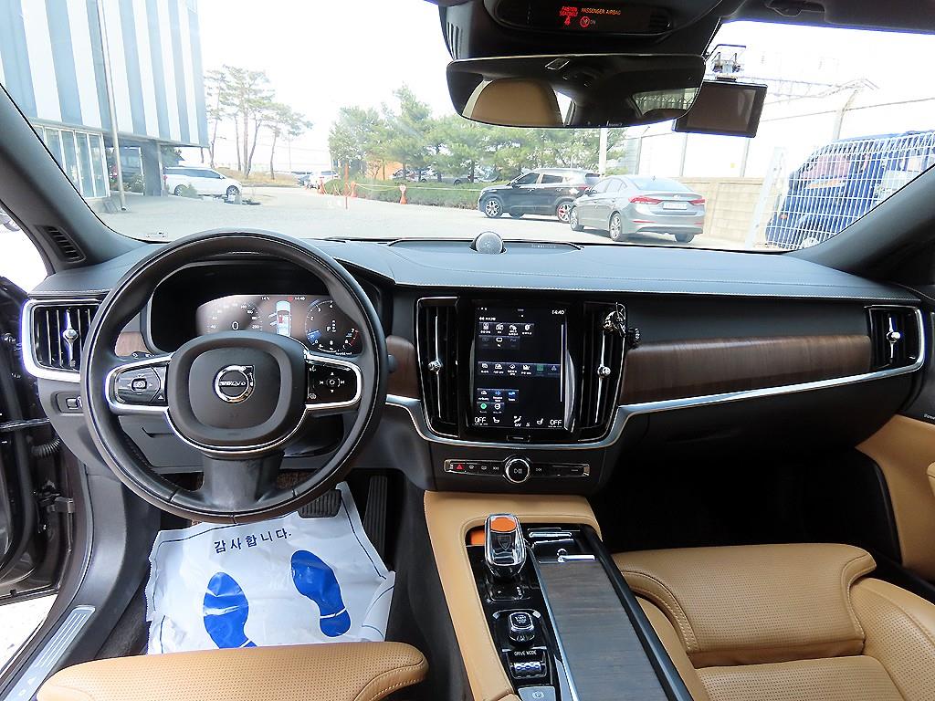 Volvo S90 B5 Inscription 8