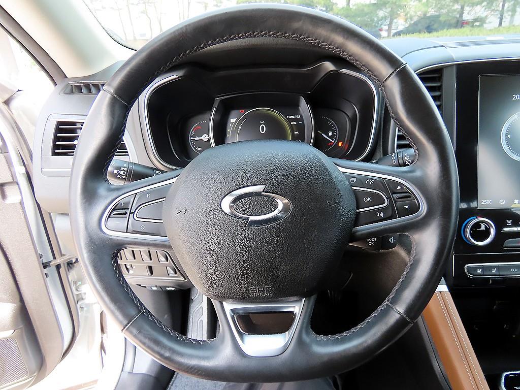 Renault QM6 Gasoline 2.0 GDe RE 2WD 9
