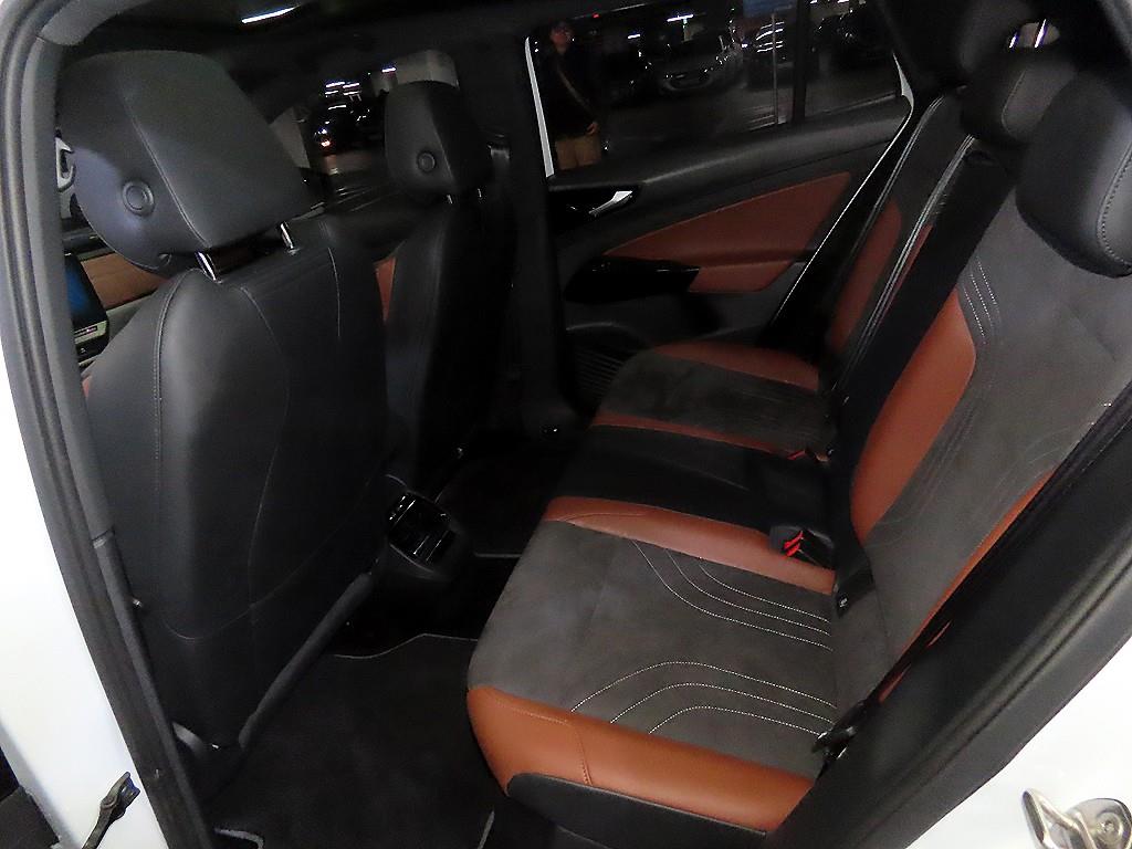 Volkswagen ID.4 Pro 8