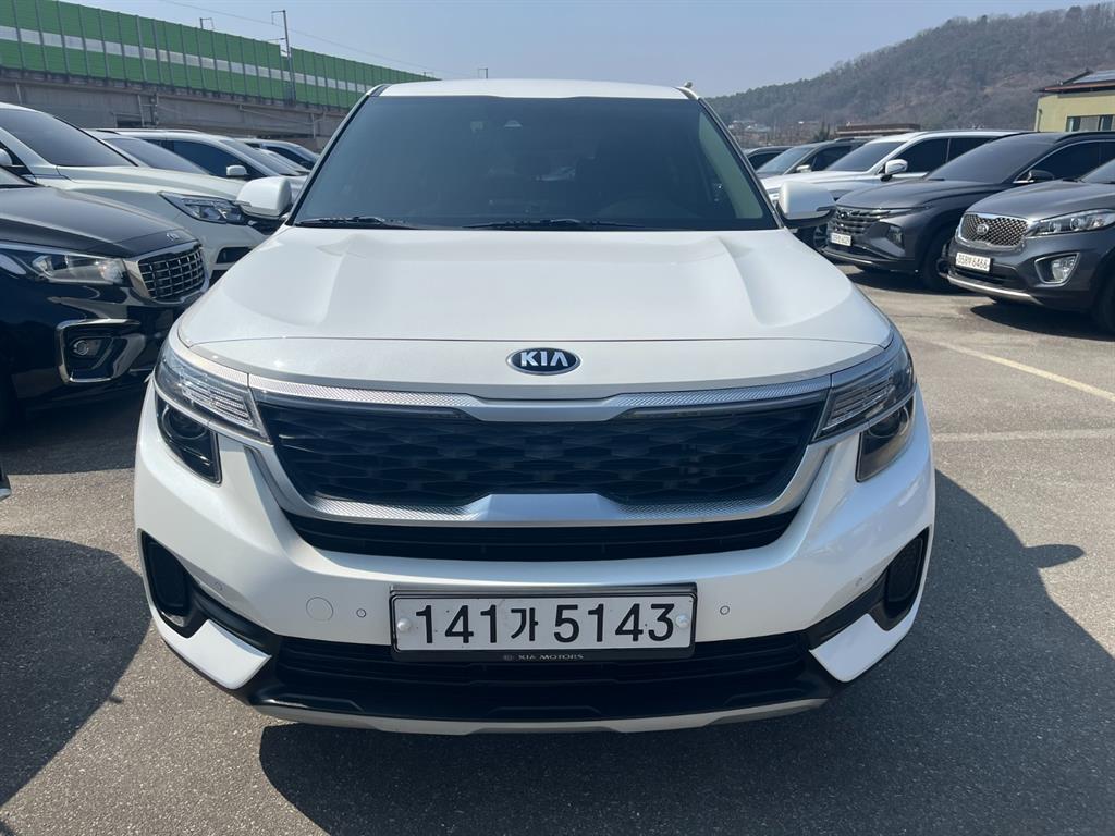 Kia Seltos Gasoline 1.6 Turbo 2WD Prestige 2