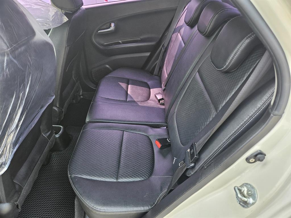 Kia Morning Luxury 7