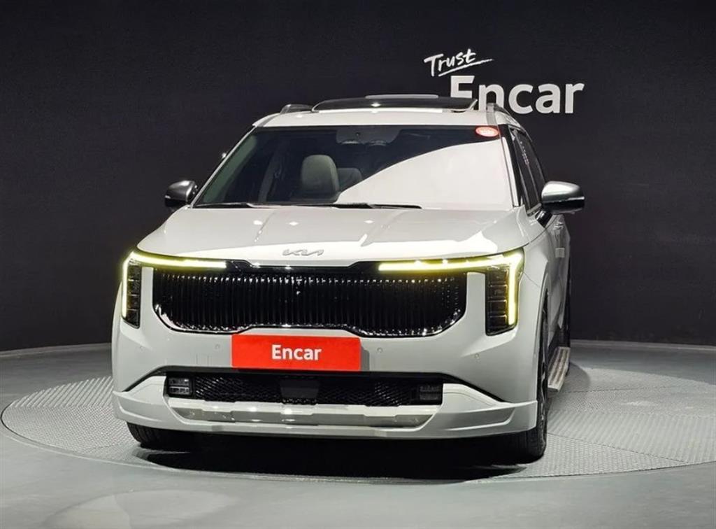 Kia Carnival HEV Signature Gravity 4