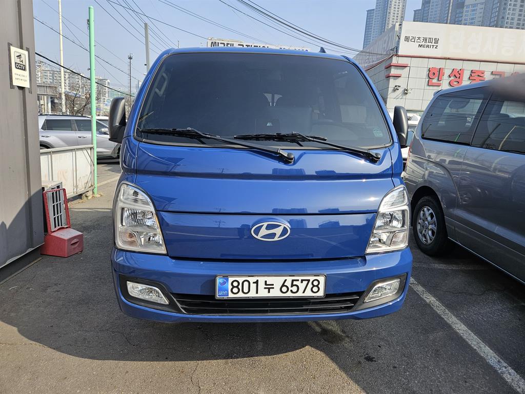 Hyundai Porter Double Cab/ Long Wheelbase Smart