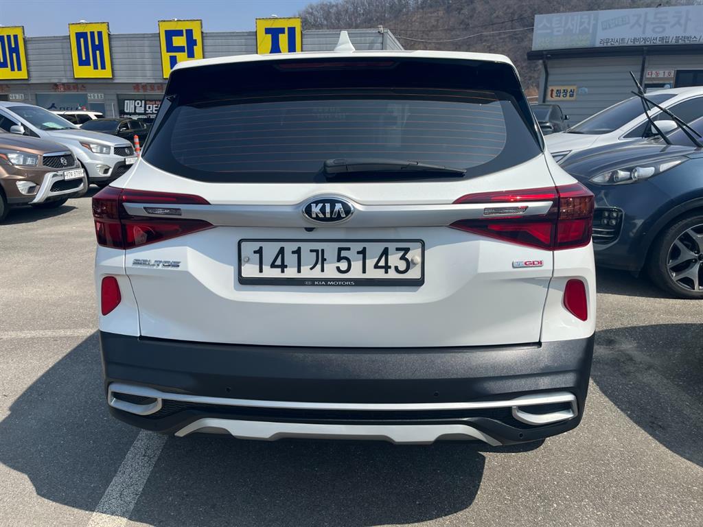 Kia Seltos Gasoline 1.6 Turbo 2WD Prestige 5