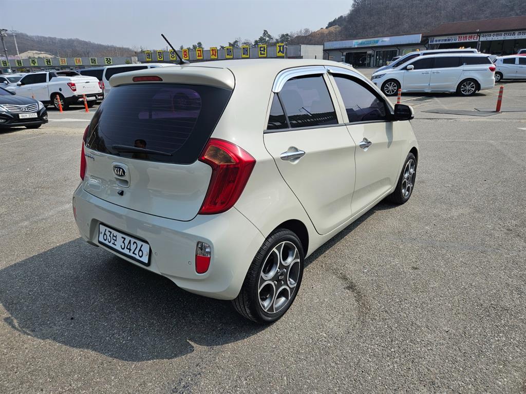 Kia Morning Luxury 4