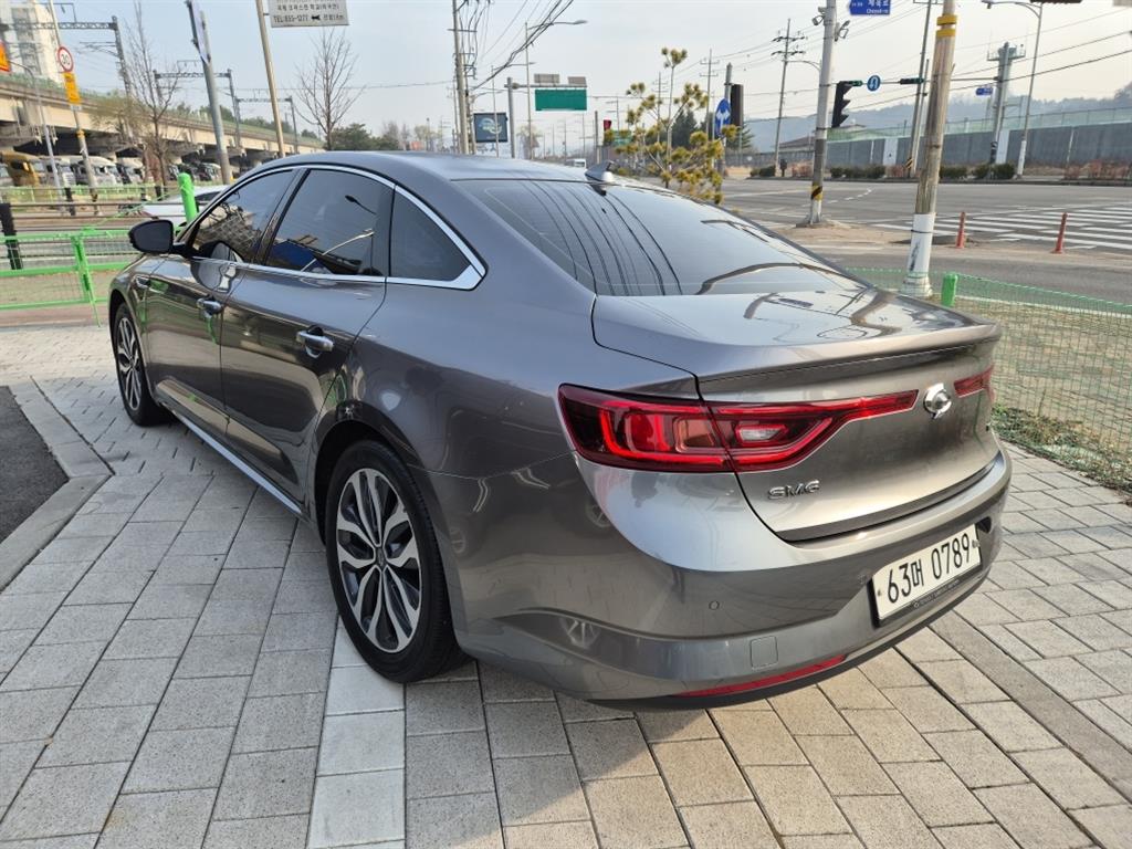 Renault SM6 Gasoline 2.0 GDe RE 7