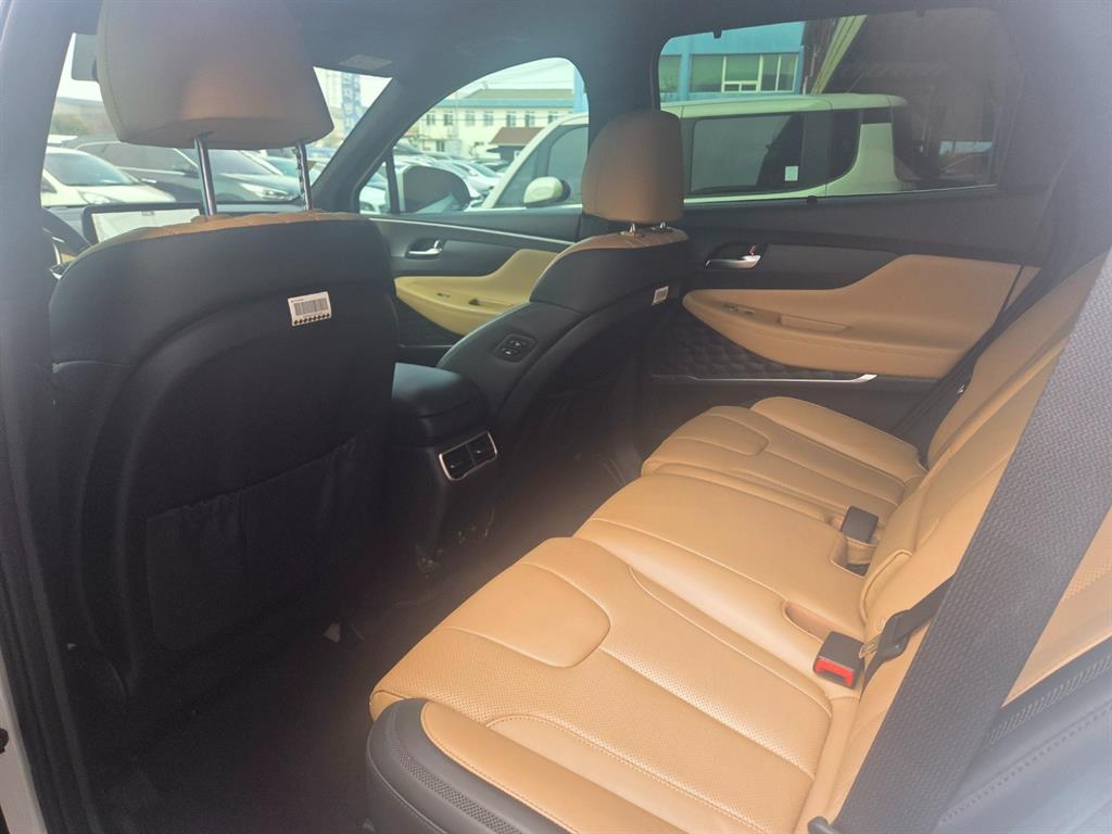 Hyundai Santa Fe 1.6 2WD Calligraphy 7