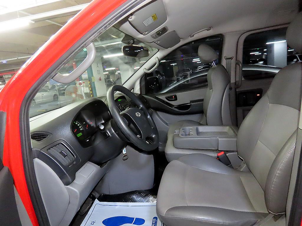 Hyundai Starex Wagon CVX Value 7