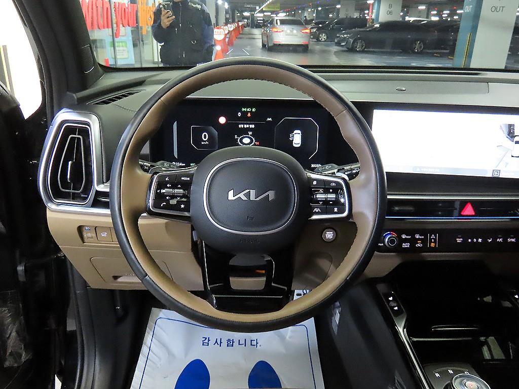 Kia Sorento 1.6T 2WD Signature Gravity 9