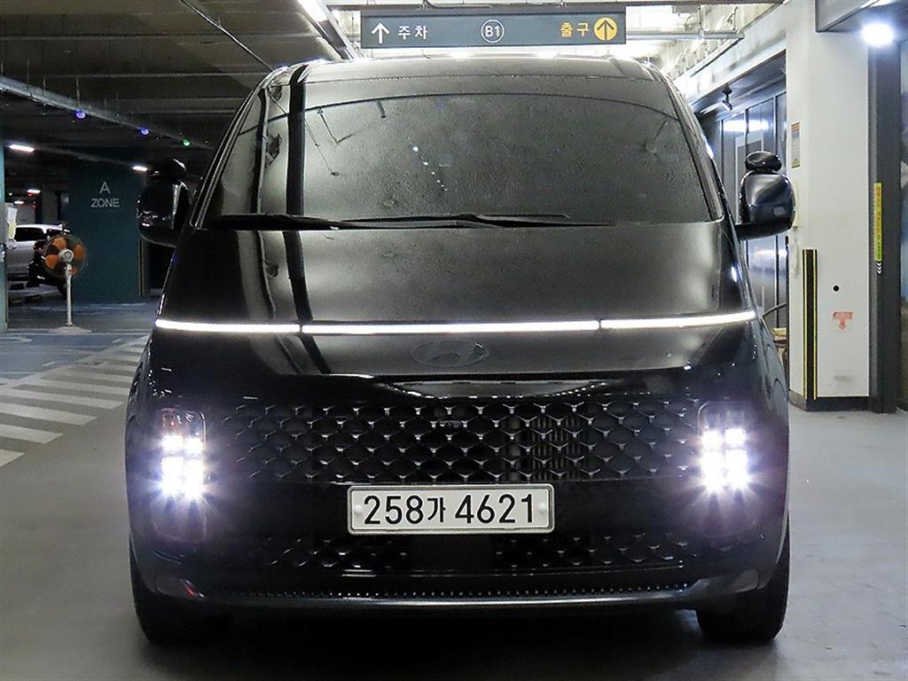 Hyundai Staria HEV 1.6 Lounge Mobility 3