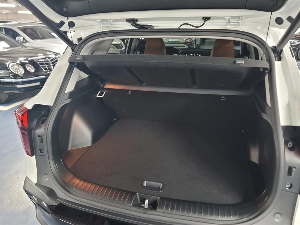 Kia Seltos Gasoline 1.6 Turbo 2WD Gravity 4