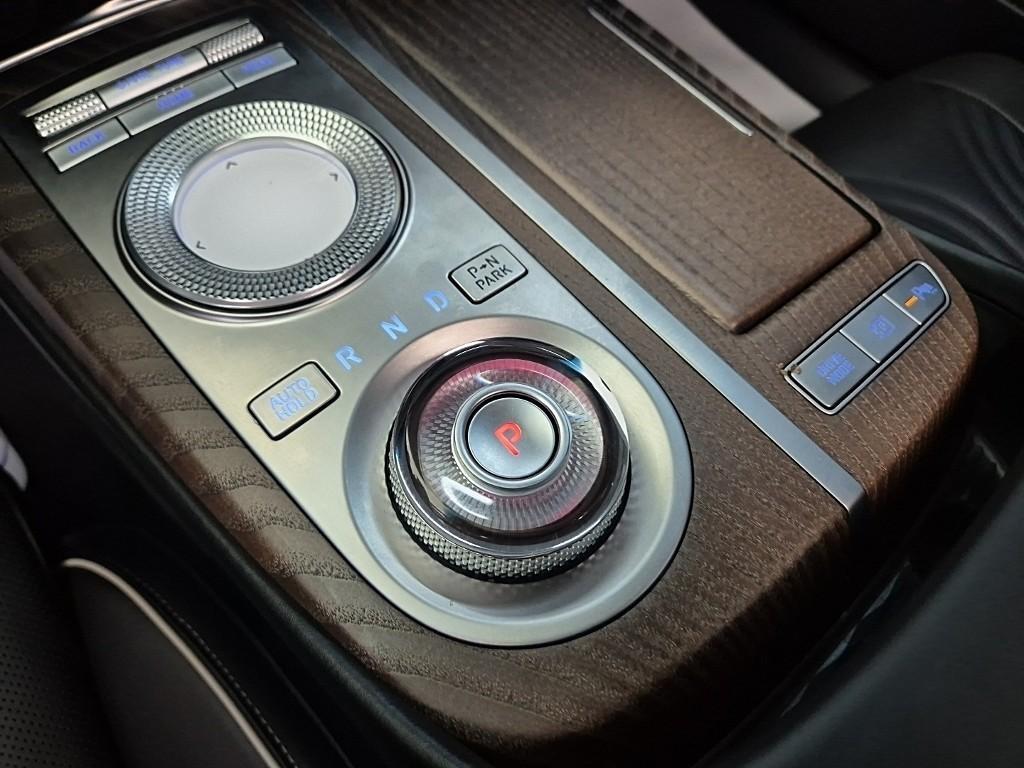 Genesis G80 3.5 Gasoline Turbo AWD Base Type 9