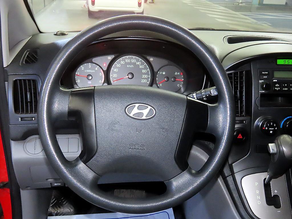 Hyundai Starex Wagon CVX Value 9