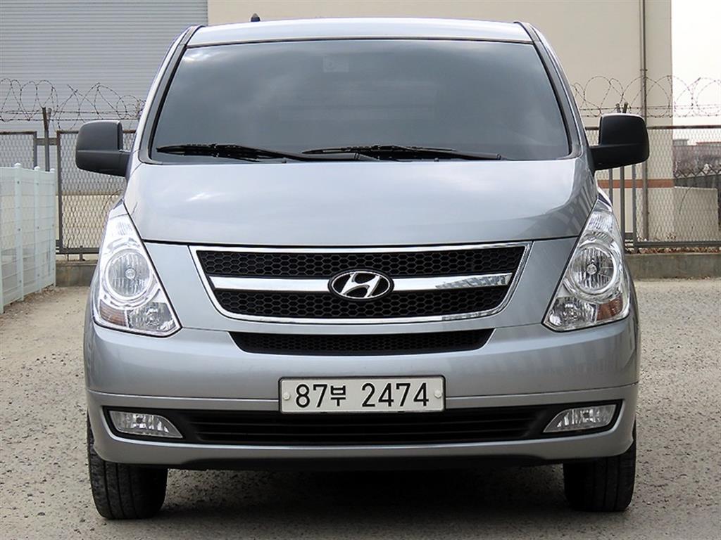 Hyundai Starex CVX Luxury