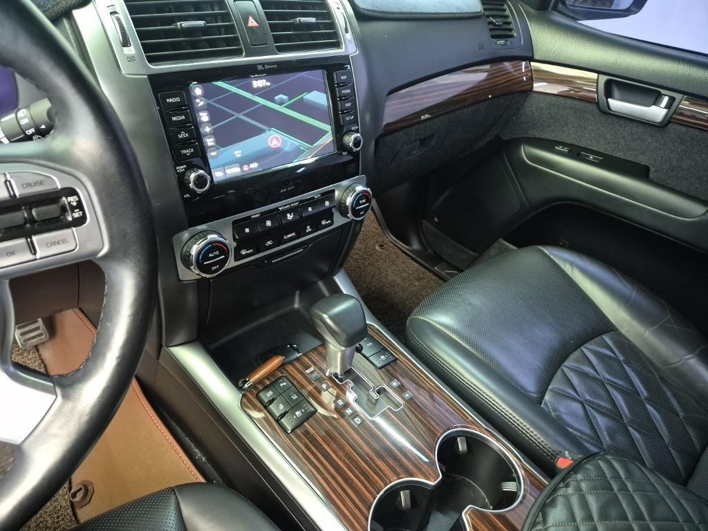 Kia Mohave 4WD President 7