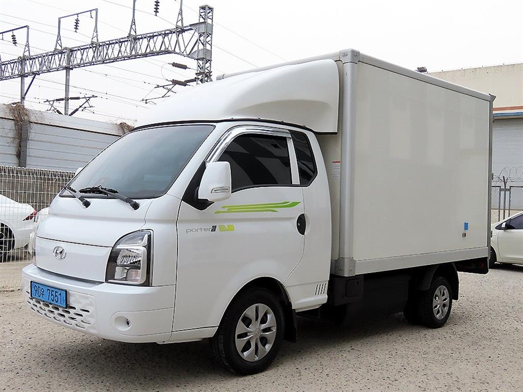 Hyundai Porter 1.0 Ton/ Super Cab/ Long Wheelbase
