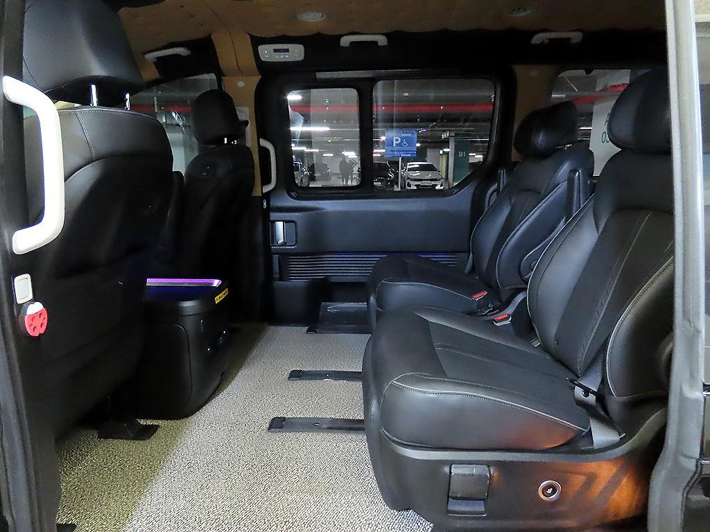 Hyundai Staria HEV 1.6 Lounge Mobility 8