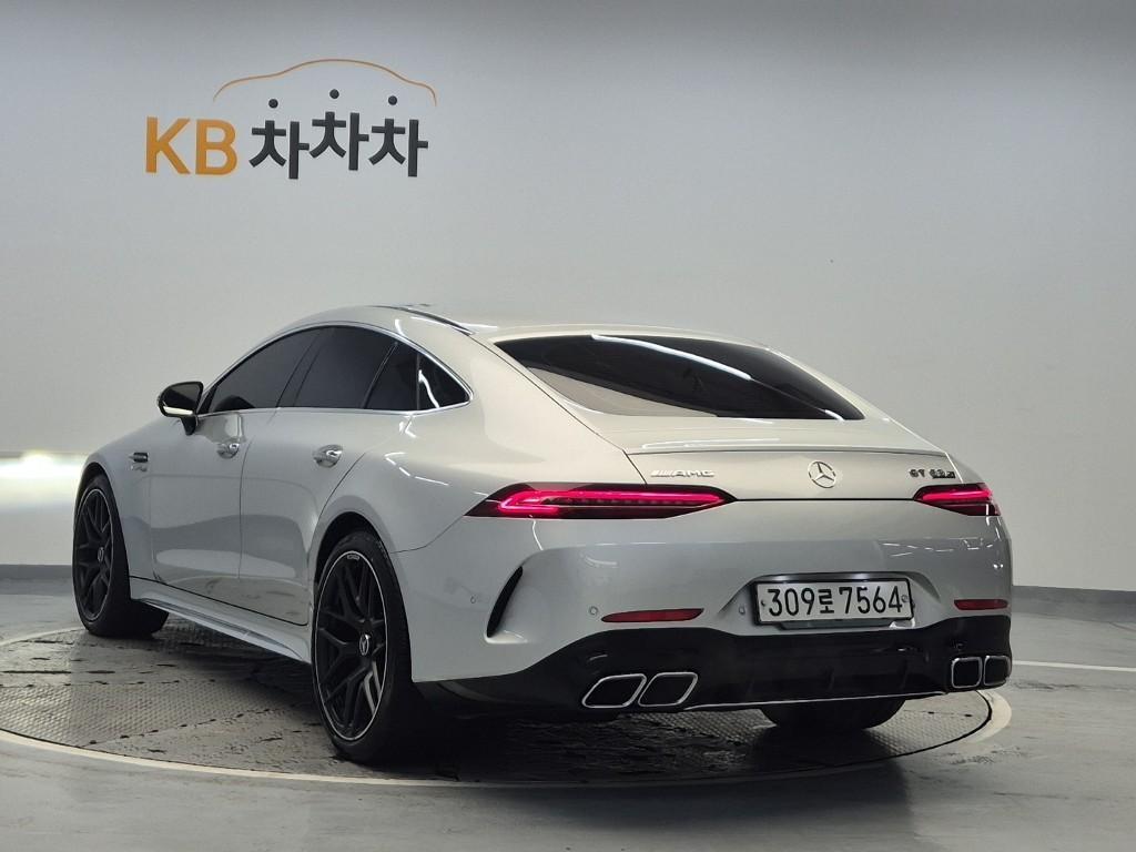 Mercedes-Benz AMG GT 4 Duo 63 S 4MATIC+ 3