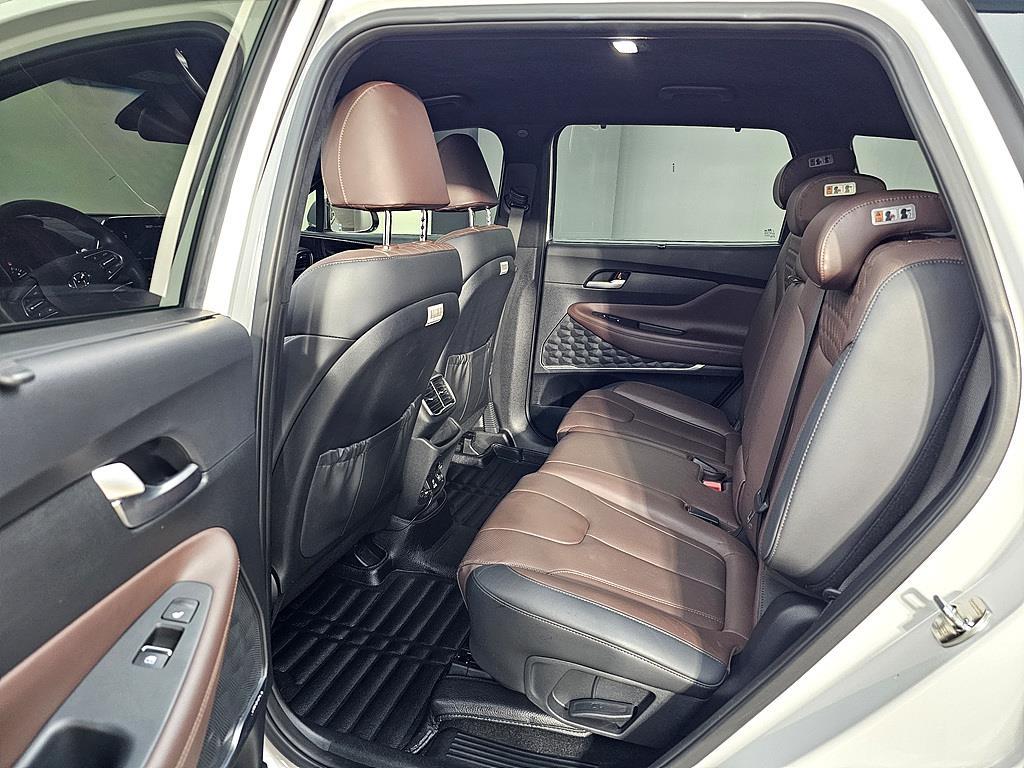 Hyundai Santa Fe Diesel 2.0 2WD Inspiration 9