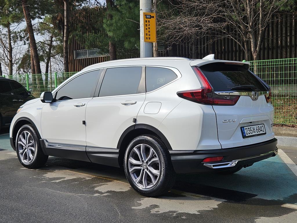 Honda CR-V 2.0 Hybrid Touring 4WD 3