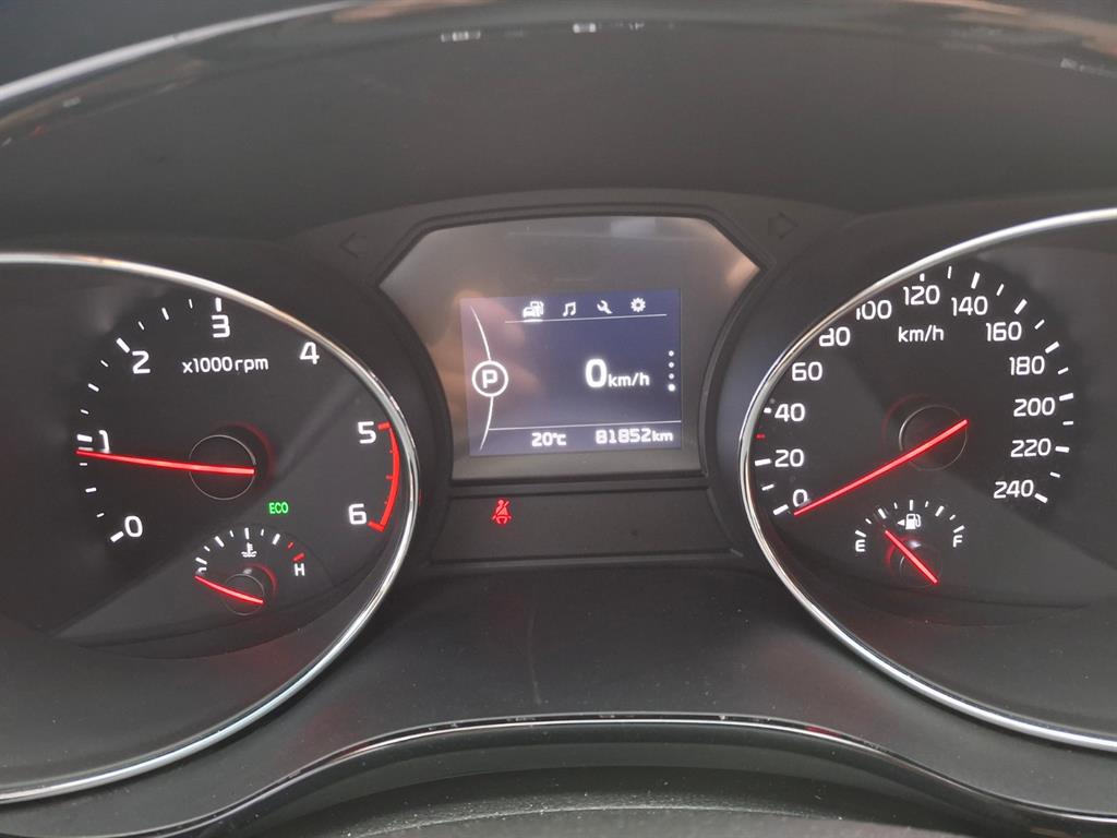 Kia Carnival Diesel Prestige 9